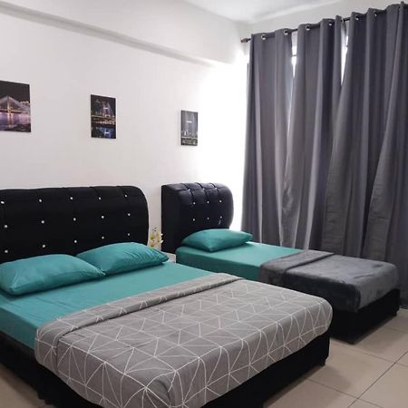 Gr Studio Apartment Kompleks Mutiara Гуа Мусанг Екстериор снимка